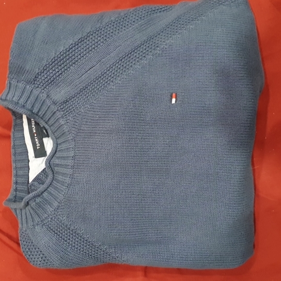 Tommy hilfiger sweater - Picture 1 of 3